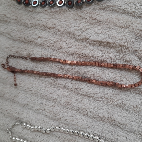 4 chokers,  16in adjustable lengths. Multicolors - Picture 3 of 5